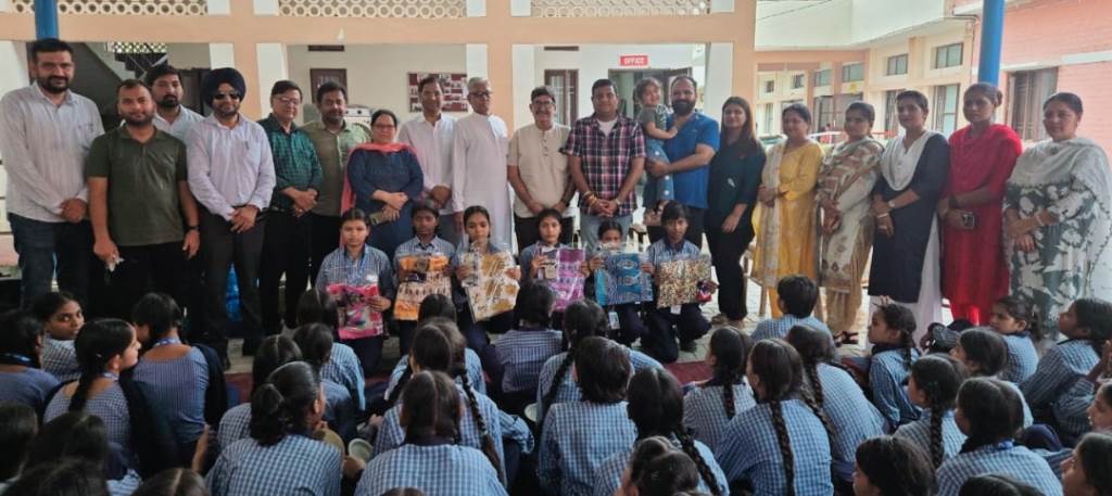 Lions Club Ratia Towns Lion Anish Chopra and Lion Lady Tanya Chopra celebrated their birthday with the school children